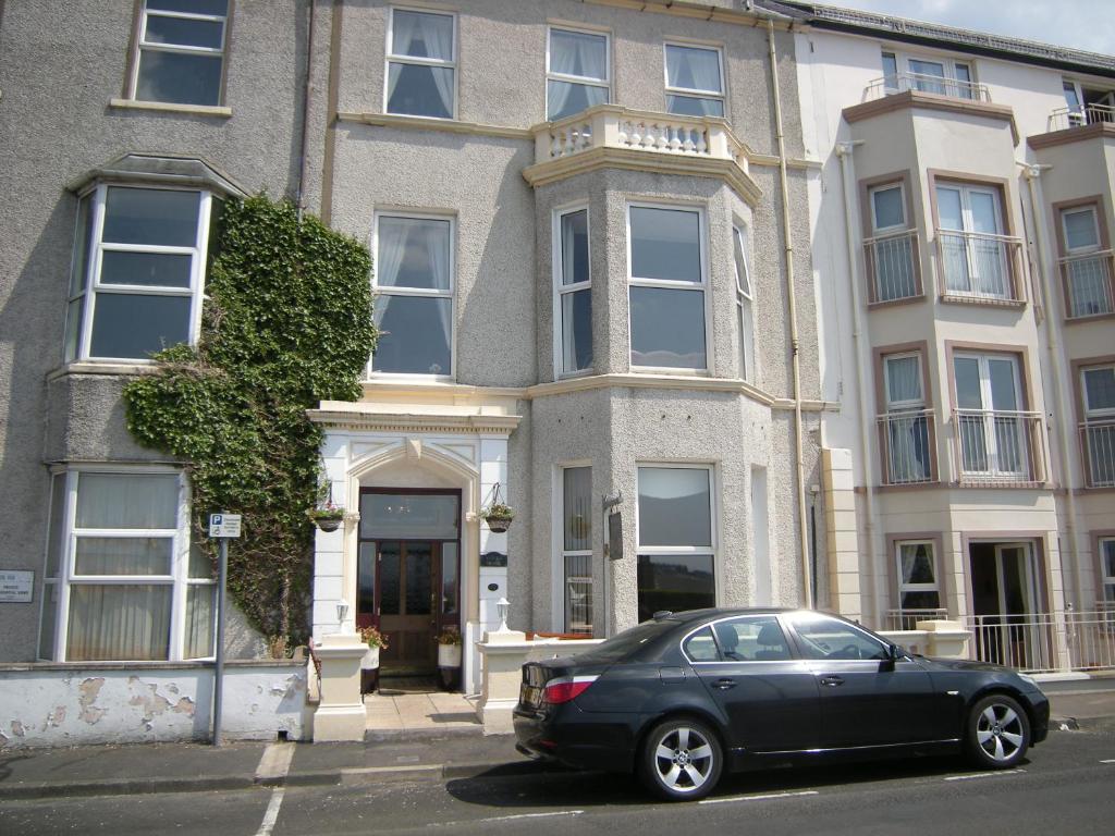 Ashlea House Hotel Portrush Exterior photo